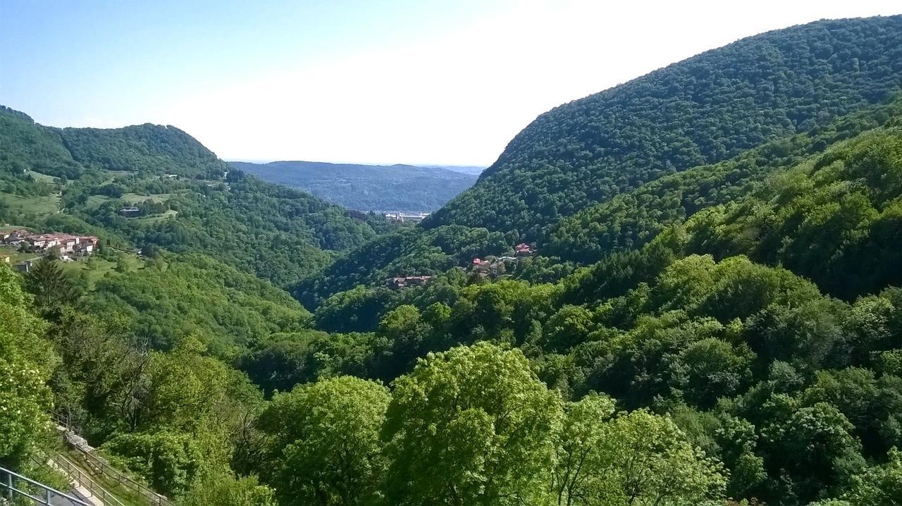 فندق Castel San Pietroفي  Osteria La Montanara المظهر الخارجي الصورة